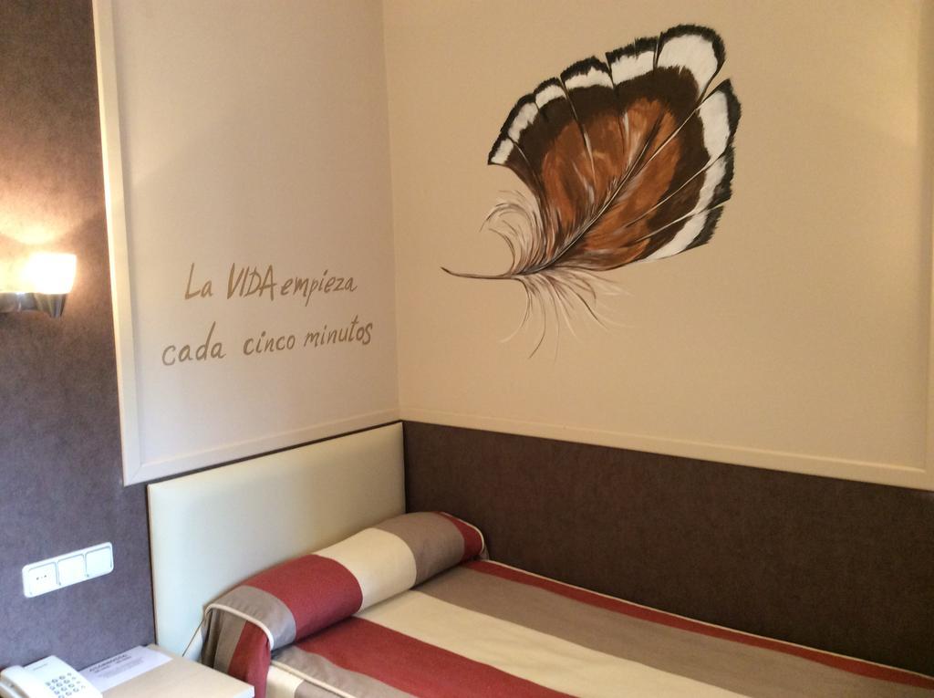 Hotel Monasterio de Leyre Yesa Buitenkant foto
