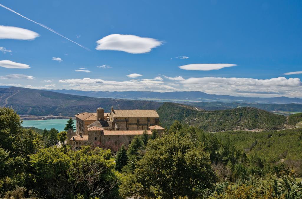 Hotel Monasterio de Leyre Yesa Buitenkant foto