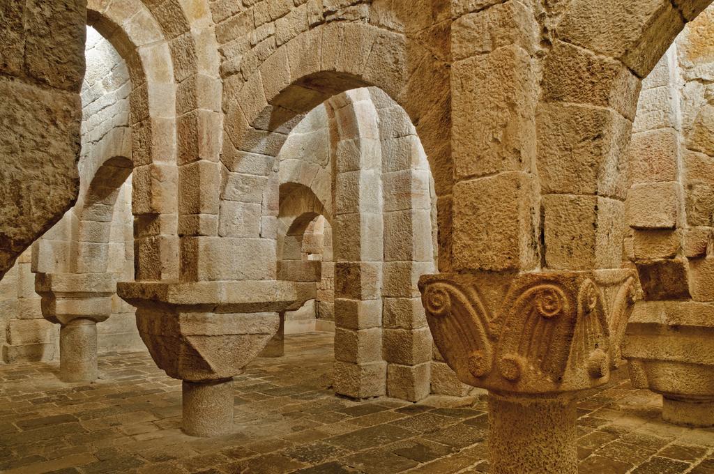 Hotel Monasterio de Leyre Yesa Buitenkant foto