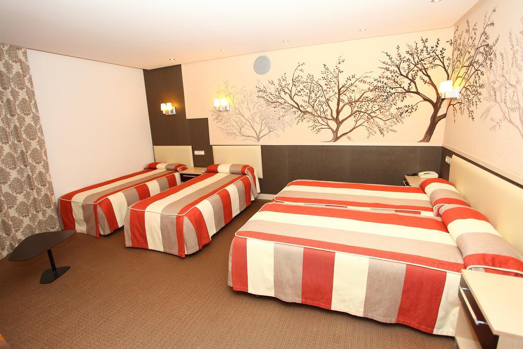 Hotel Monasterio de Leyre Yesa Buitenkant foto