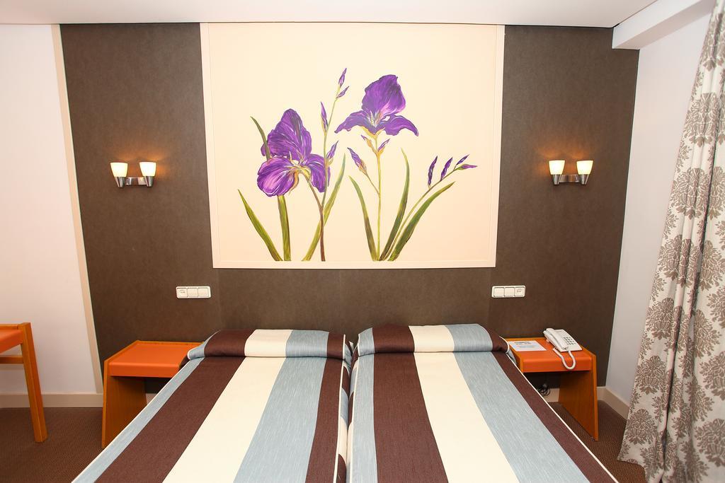 Hotel Monasterio de Leyre Yesa Buitenkant foto